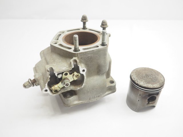 シリンダー ピストン CRM250R MD24 cylinder piston OHべース等に CRM 2スト オフロード φ66mm