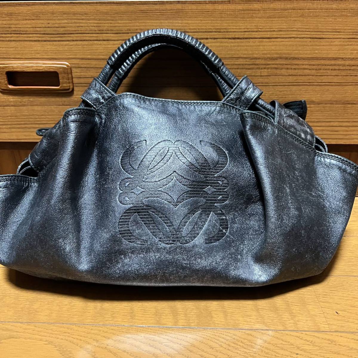 ロエベ LOEWE ナッパアイレ ハンドバッグ　ナッパレザー　手持ち鞄　トートバッグ