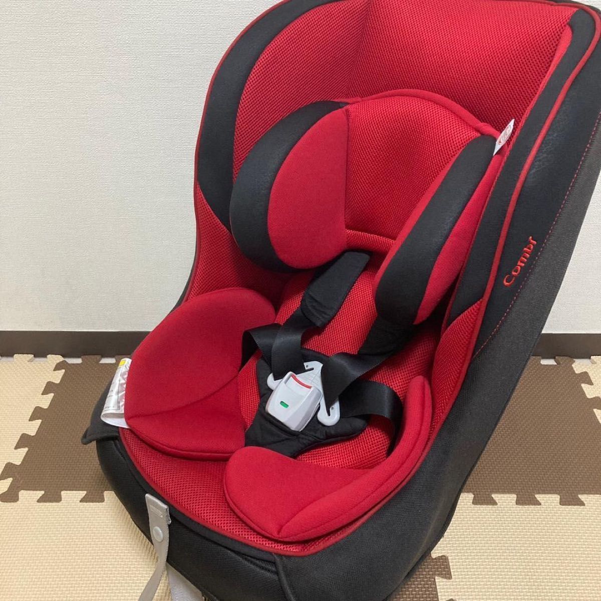 【極美品】Combi ミニマグランデ 新生児OK 極美品】新生児ok！ コンビ ミニマグランデEG UB チャイルドシート
