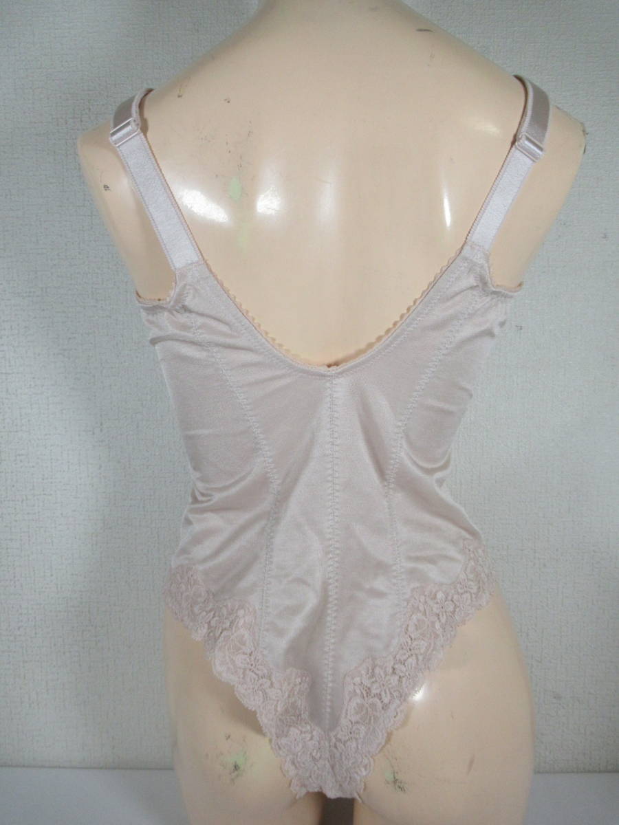 2774　160　ドゥヴァンナシャルレ ボディスーツ Ｄ８５ Ｔバック ピンク