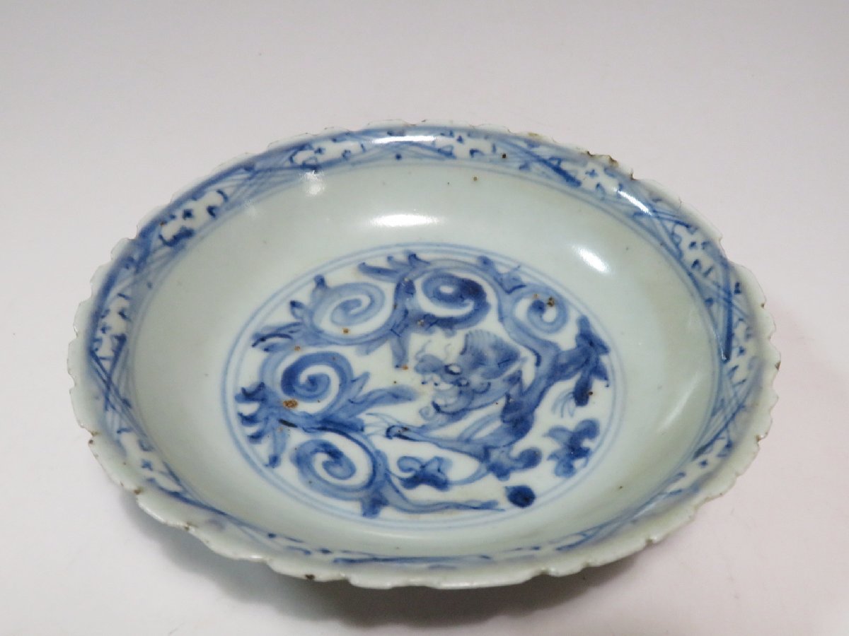 中国明時代 木箱付 直径約13㎝ 骨董 伊万里染付双龍