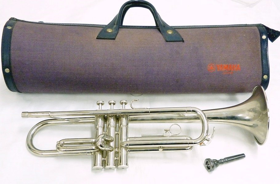 ✨美品✨ ヤマハ トランペット YTR-136 ハードケース付き シルバー YTR-136 YAMAHA トランペット Hard with ／ヤマハ △ YAMAHA ヤマハ