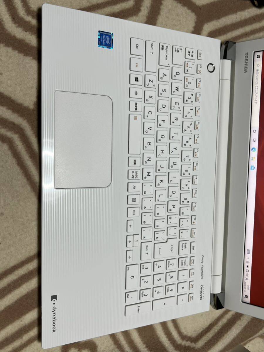 ○ジャンク品東芝 Toshiba dynabook P3-T4KH-BW Celeron Windows10 美