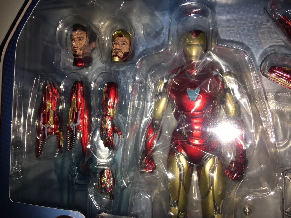 MAFEX No.136 - IRON MAN メディコム・トイ マフェックス マーク85