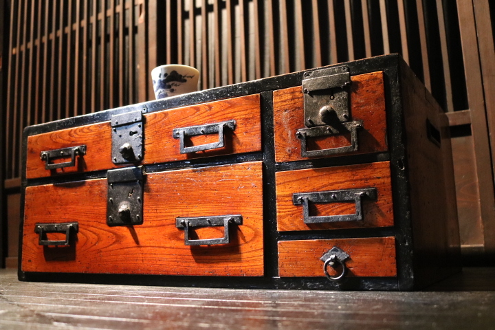 A-34.古民芸！シンプル！サイズ良！古い時代箪笥山形県庄内地方角金具知工箪笥明治欅隠し箱有小箪笥船箪笥 #古家具 #古道具 #古民藝