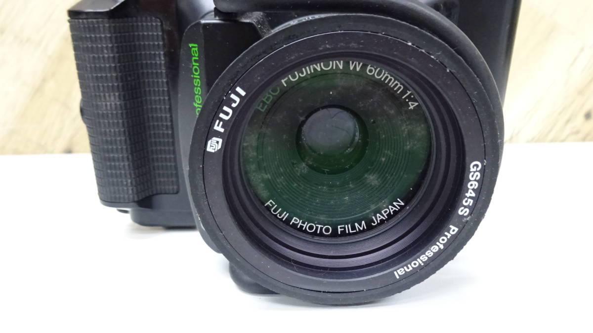 梅田02023MH] FUJI 6×4.5 wide60 GS645S professional 中判カメラ Fuji