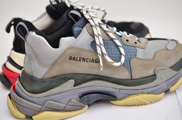 BALENCIAGA TRIPLE S 1264