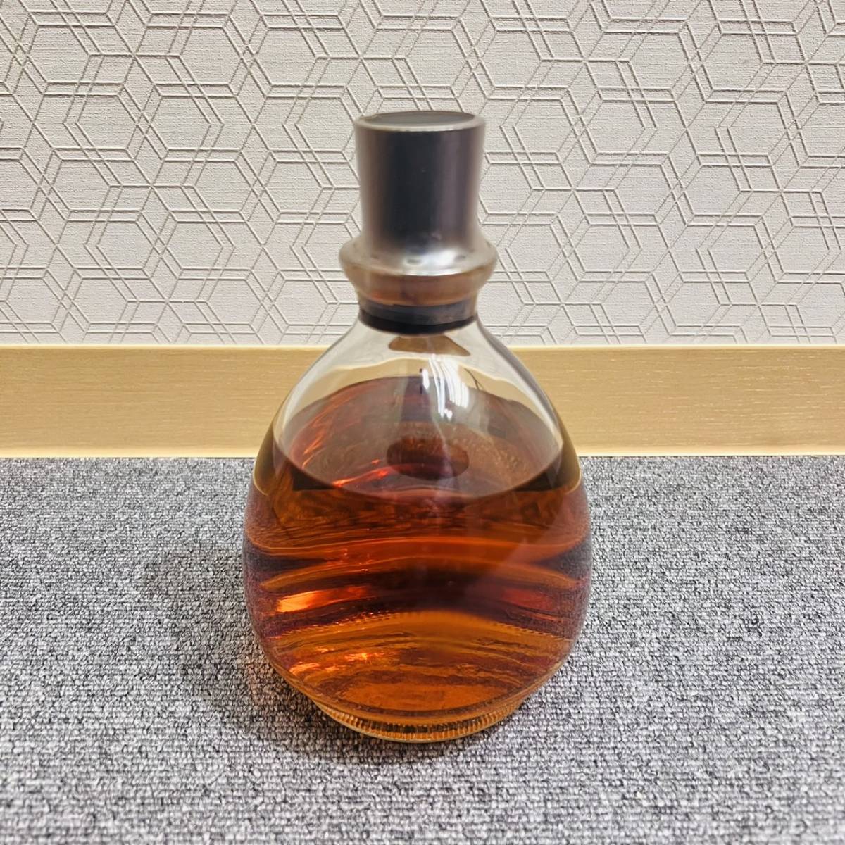 IYN-1988】1円～ 未開栓 SUNTORY サントリー EXPO70 大阪万博 VERY