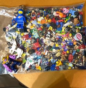 レゴ 大量のYahoo!オークション(旧ヤフオク!)の相場・価格を見る 