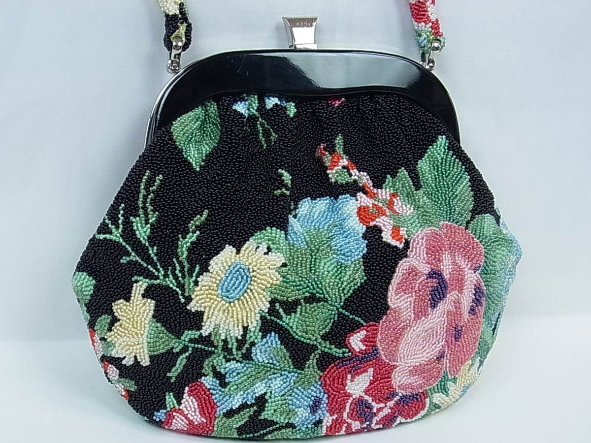 平和屋□和装小物 ビーズバッグ 総手刺繍 草花文 ハンドバッグ がま口 