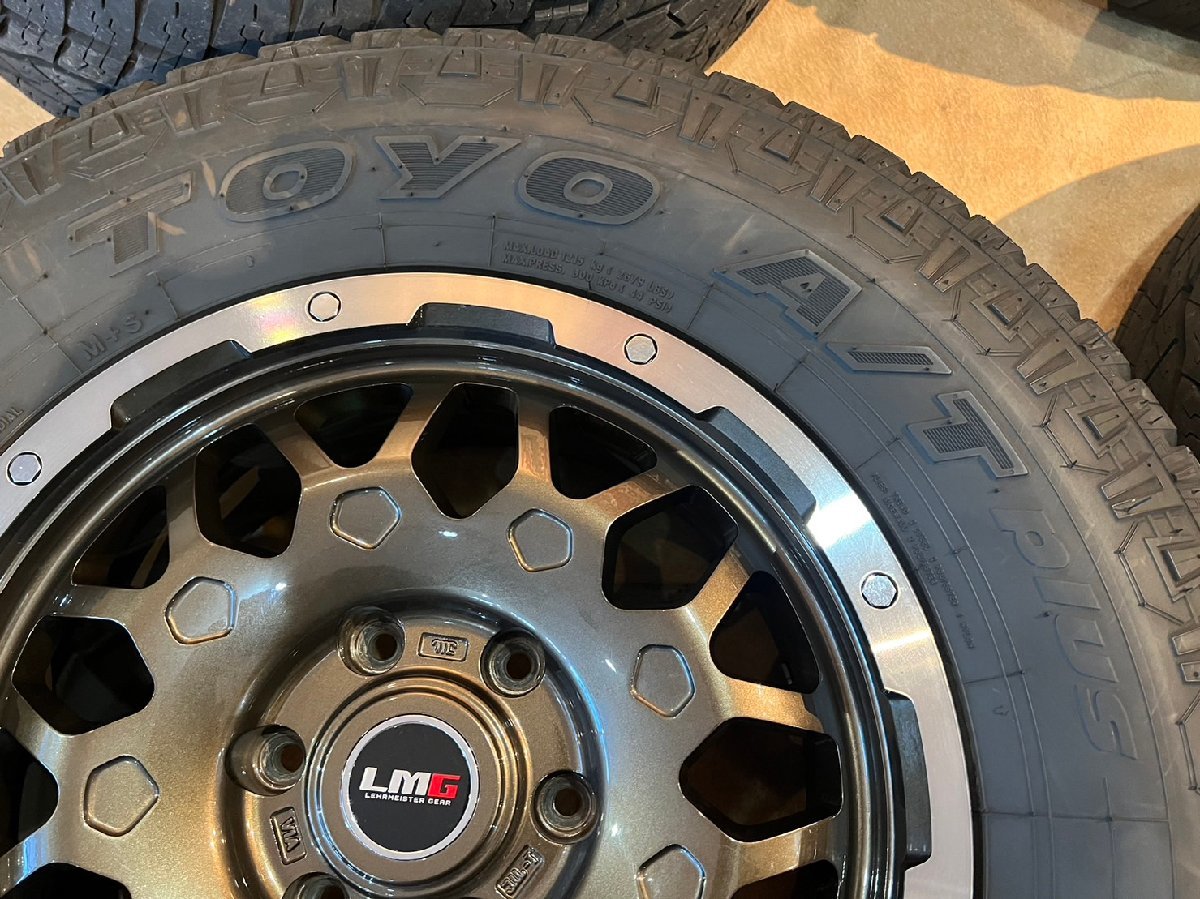 レアマイスター LMG MS9W 6穴139.7 17x7.5J +25 ハブ径106㎜TOYO 