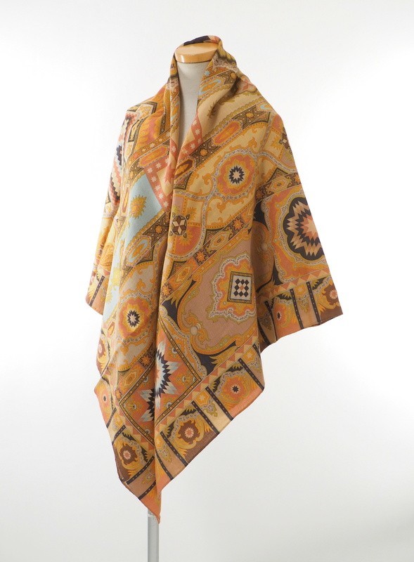 TF5086*イタリア製*エトロ ETRO*シルクウール*ペイズリー 大判 ストール*スカーフ*ショール*約134cm*ベージュ/ピンク/ピn/ブラウン系