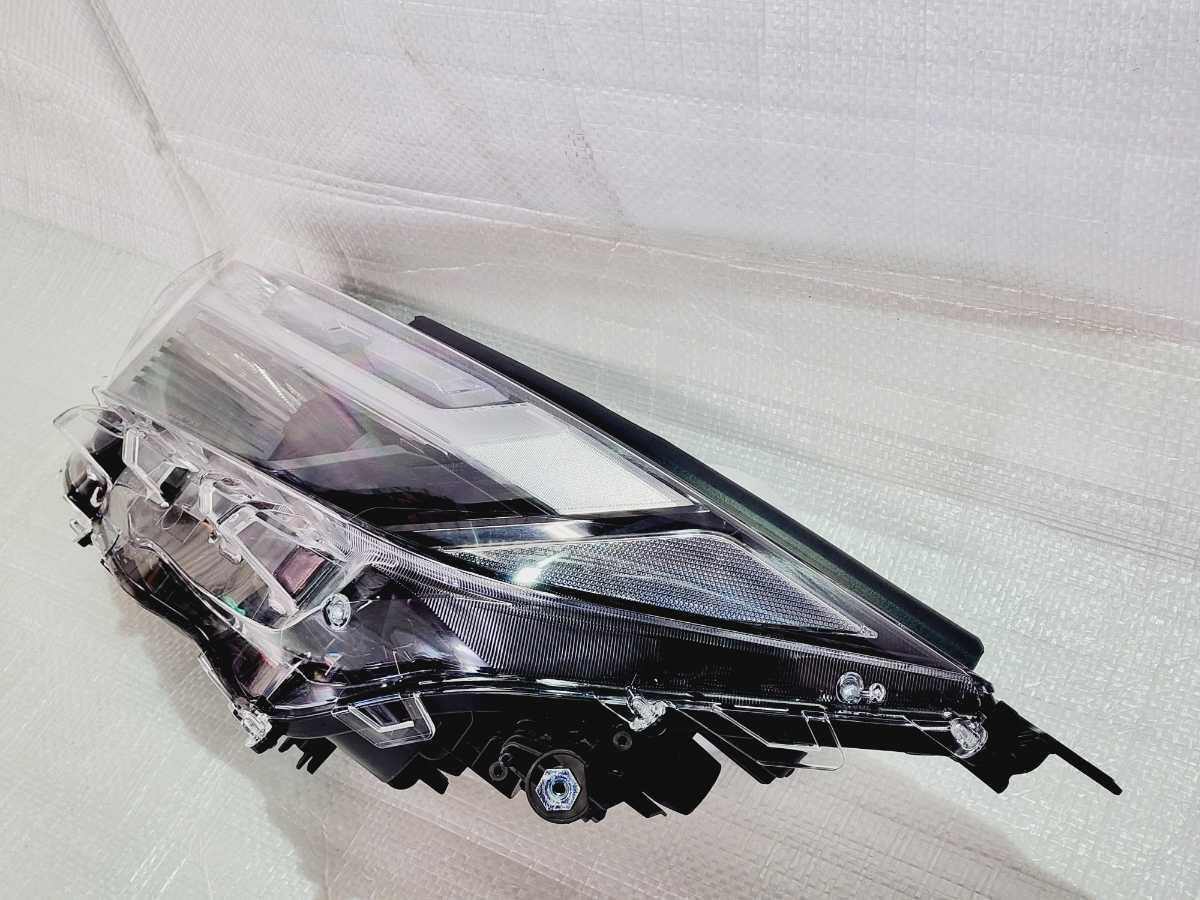 ☆美品☆破損無し☆RAV4 PHV☆後期☆LEDヘッドライト☆