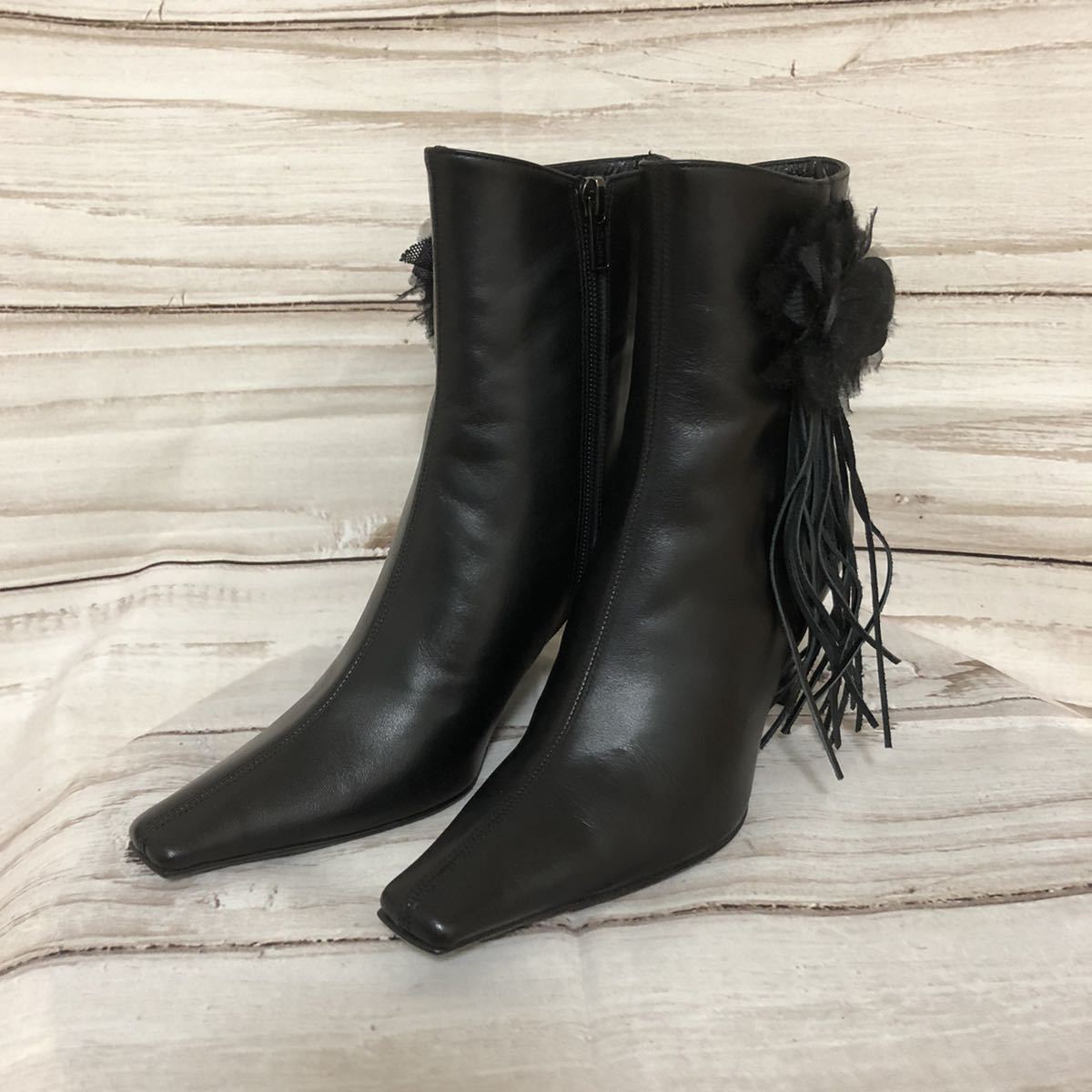 美品 DIANA ダイアナ サイドジップ レザー ショートブーツ ブラック ダイアナ サイドジップ ショートブーツ レザー レザーブーツ 本革