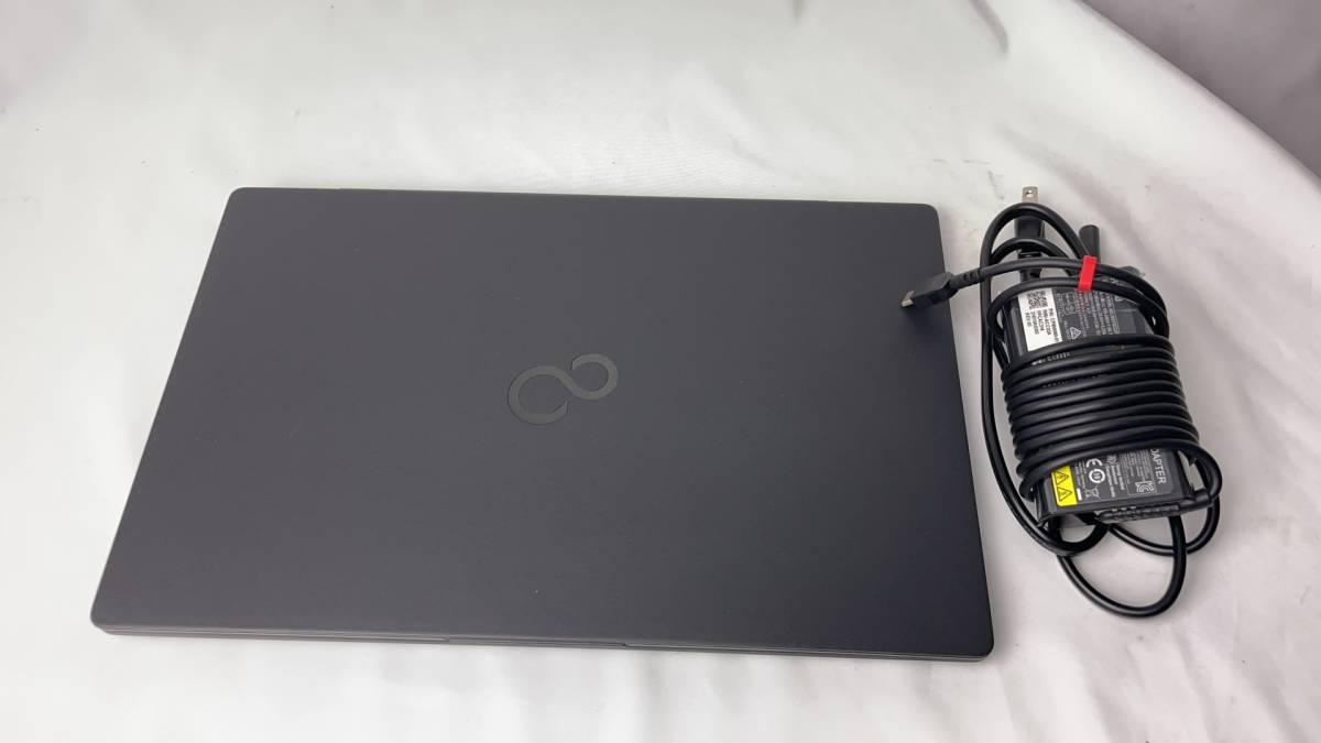 富士通 超軽量 LIFEBOOK UH90/F3 FMVU90F3B Intel Core i7-1165G7/8GB 