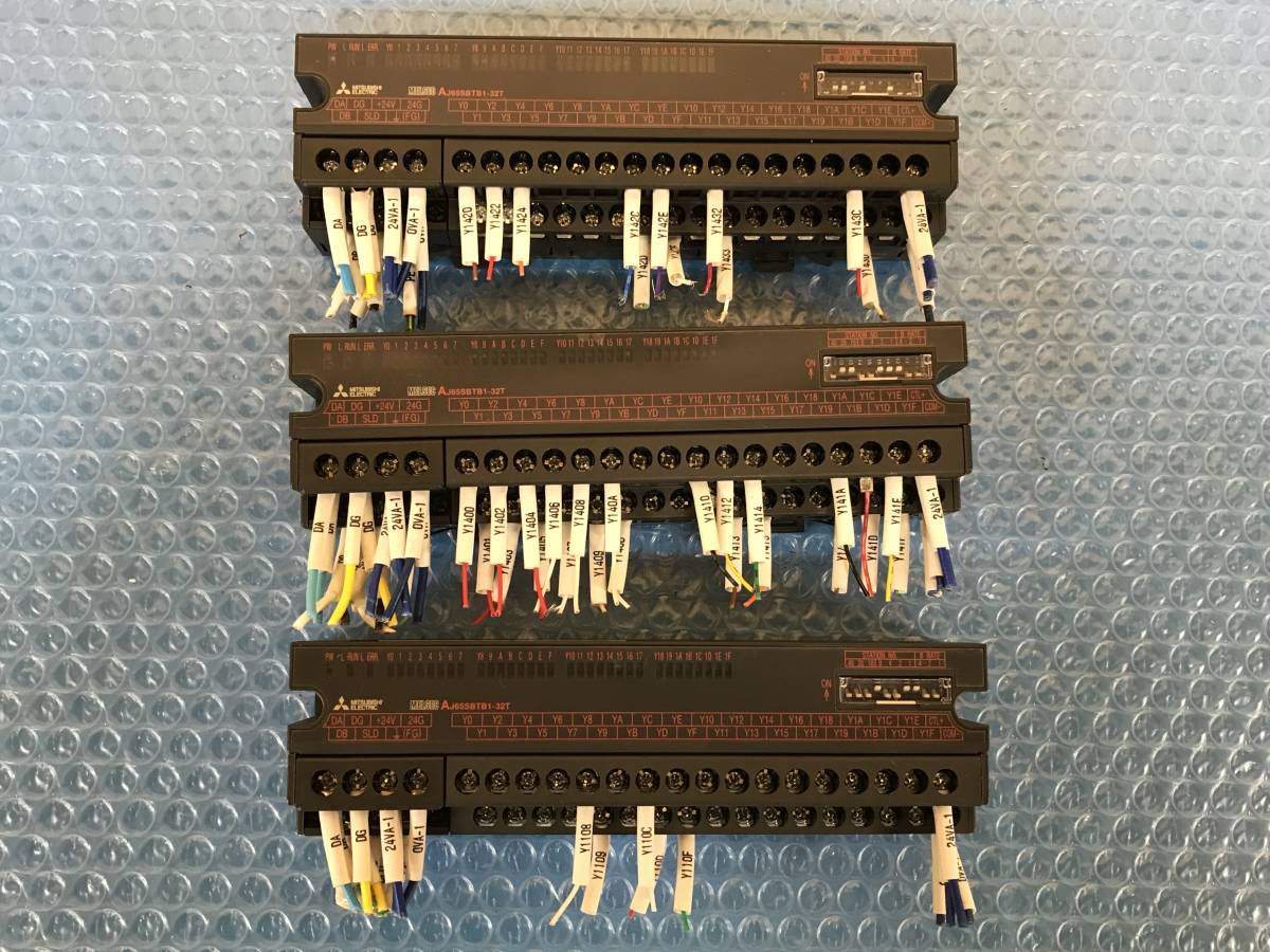 CK13625] MITSUBISHI 三菱電機 MELSEC AJ65SBTB1-32T 3点セット 動作保証
