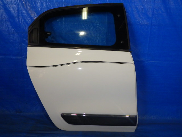 13 ルノー トゥインゴ AHH4B 純正 30年 H4B 右 リア ドア 右Rドア