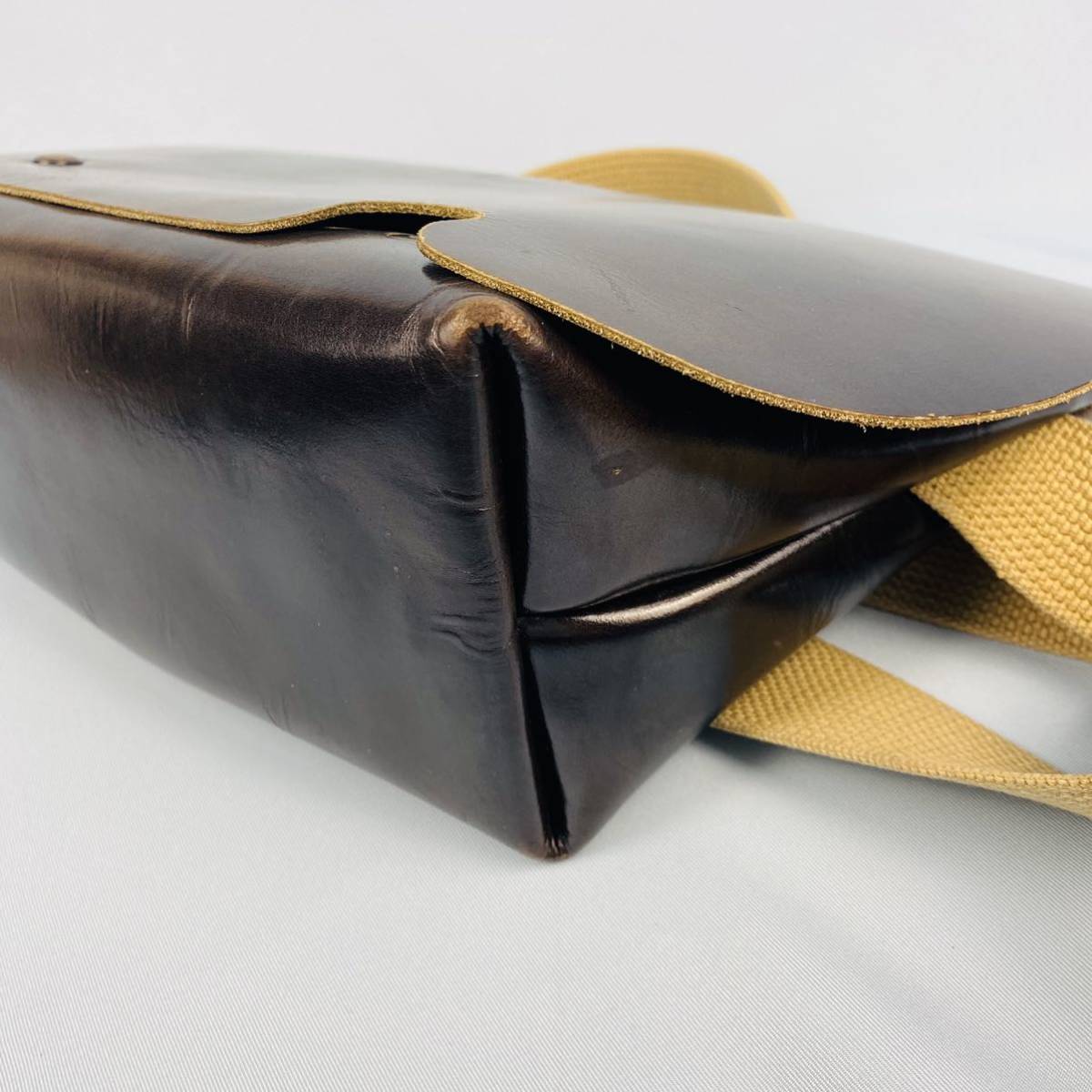 即決 uni&co ショルダーバッグ Sサイズ レザー ブラウン 