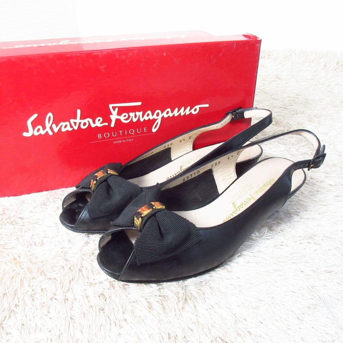 Ferragamo Salvatore 美品 サルヴァトーレフェラガモ フェラガモ 袋 