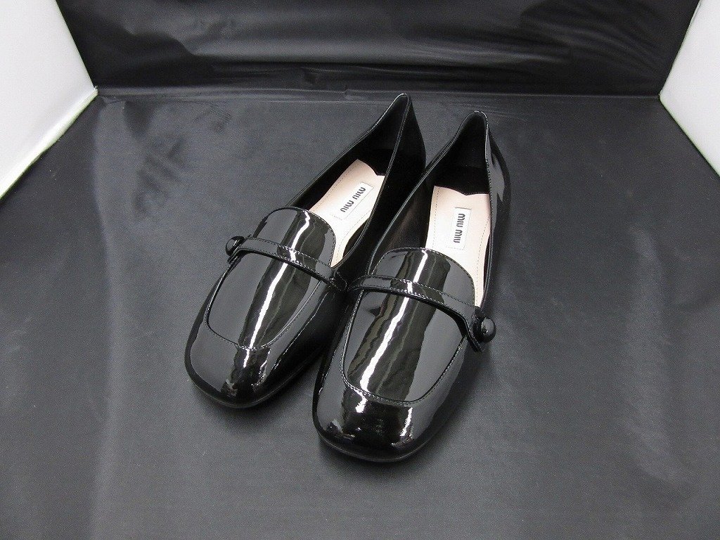 miumiu パンプス フラッシューズ エナメル ブラック 表記41 1/2 miumiu パンプス フラッシューズ エナメル ブラック 表記41 1/2 miumiu
