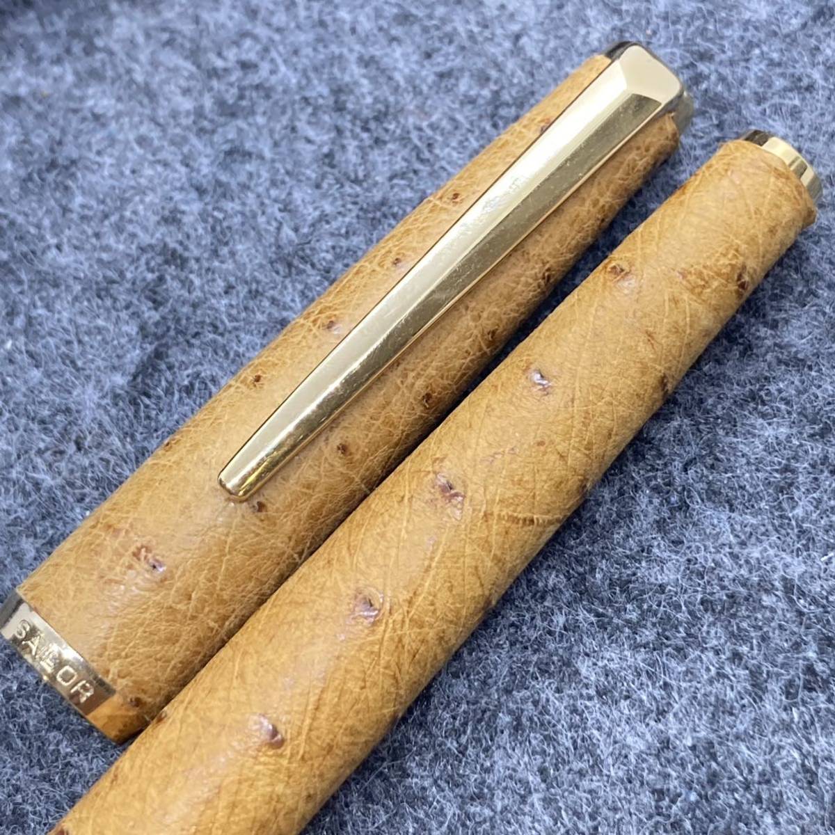 PE1760□SAILOR セーラー 万年筆 ペン先 18K オーストリッチ 革巻き