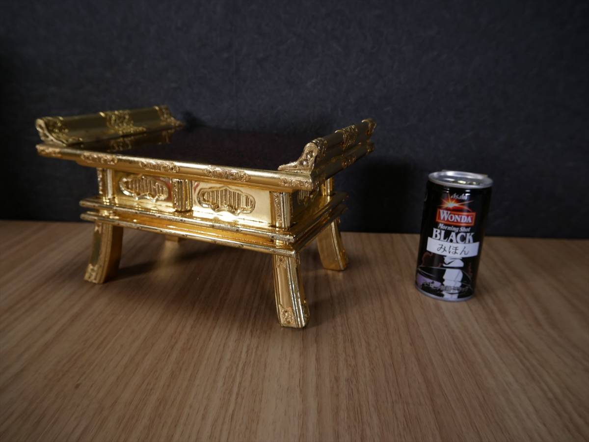 収集品 上卓 前卓 純金箔 四方裏金 木製 状態良好 幅23.2㎝ 収集品 上卓 前卓 純金箔 四方裏金 木製 状態良好 幅23.2㎝