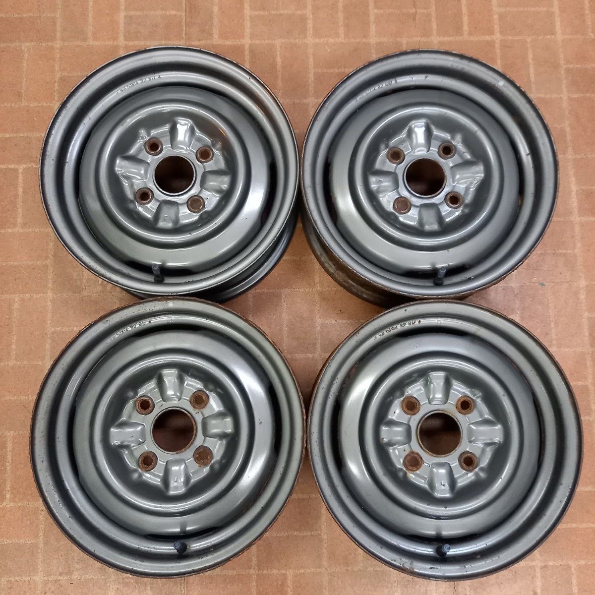 旧車 当時物 スチールホイール 鉄チン 14インチ 5J+35 4H-114.3 中古