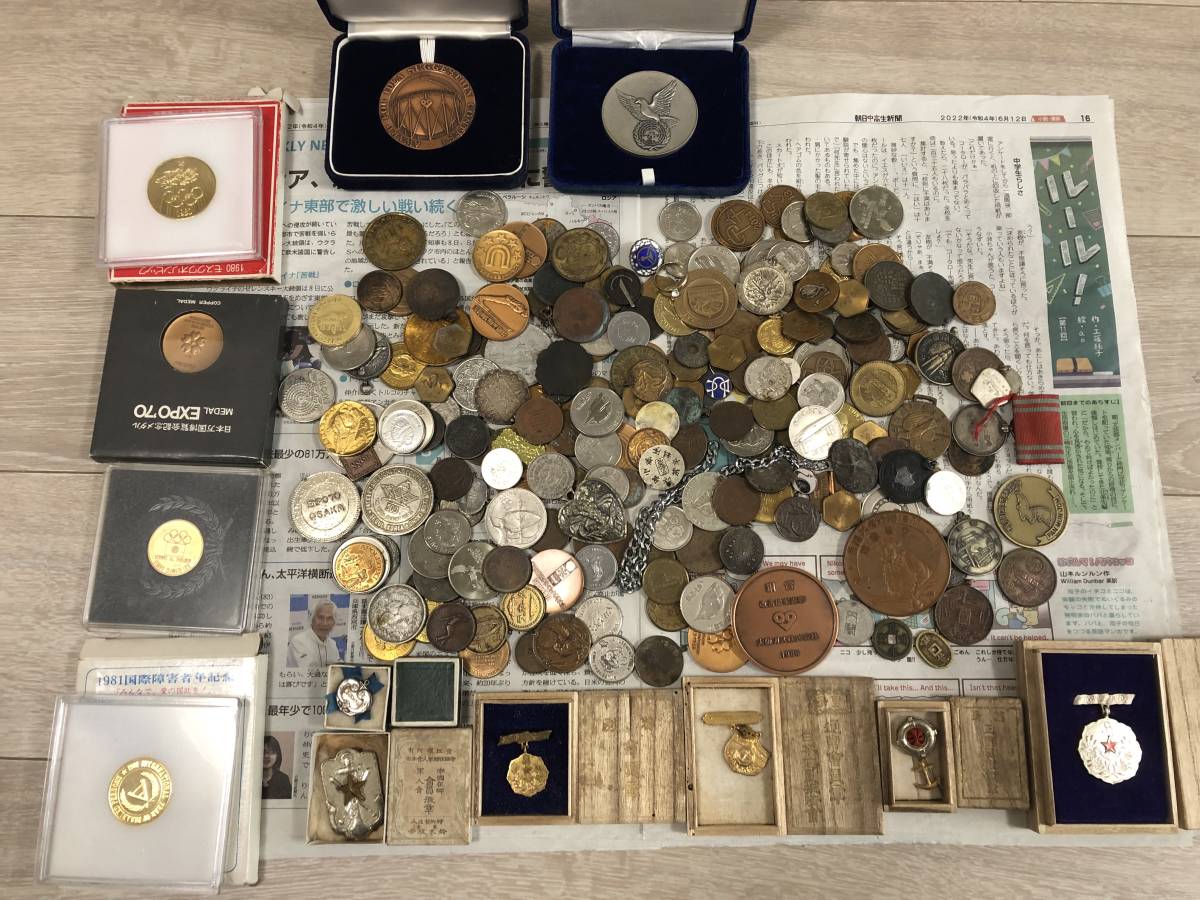 【最安値，最新作】 記念メダル等 箱ケース入り含む まとめて 約3.0kg(その他)｜売買されたオークション情報、yahooの商品情報をアーカイブ公開 - オークファン その他