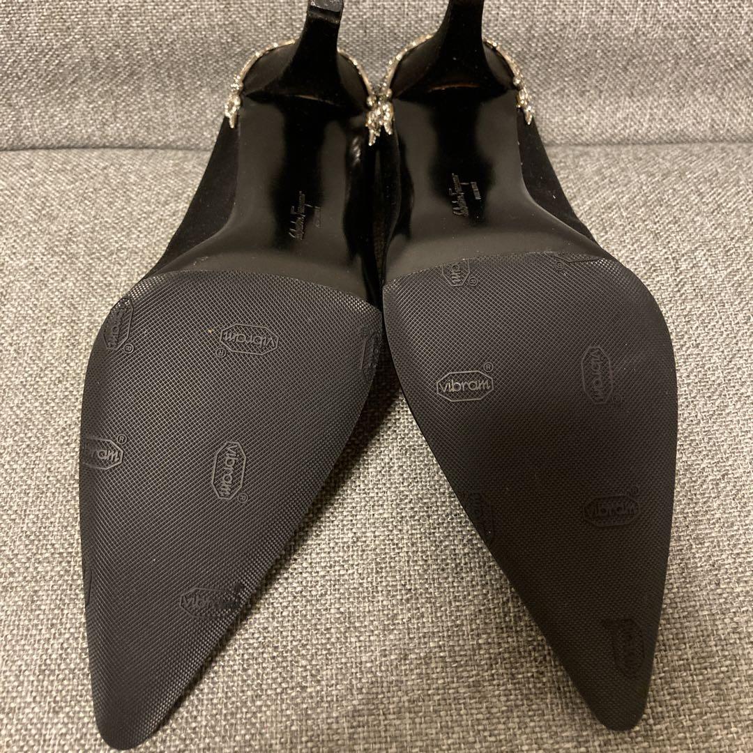 Ferragamo IVREA ラインストーンパンプス Ferragamo IVREA ライン