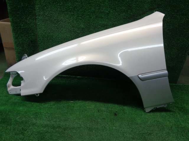 トヨタ マーク2 GX100 JZX100 LX100 フロント 左フェンダー フェンダー左　※ 個人宅配送不可　　2023.1.18.HT.1-H2-1　22120716