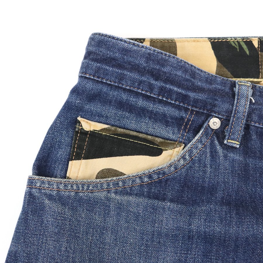 A BATHING APE（アベイシングエイプ） トレーナー スウェット ART CAMO