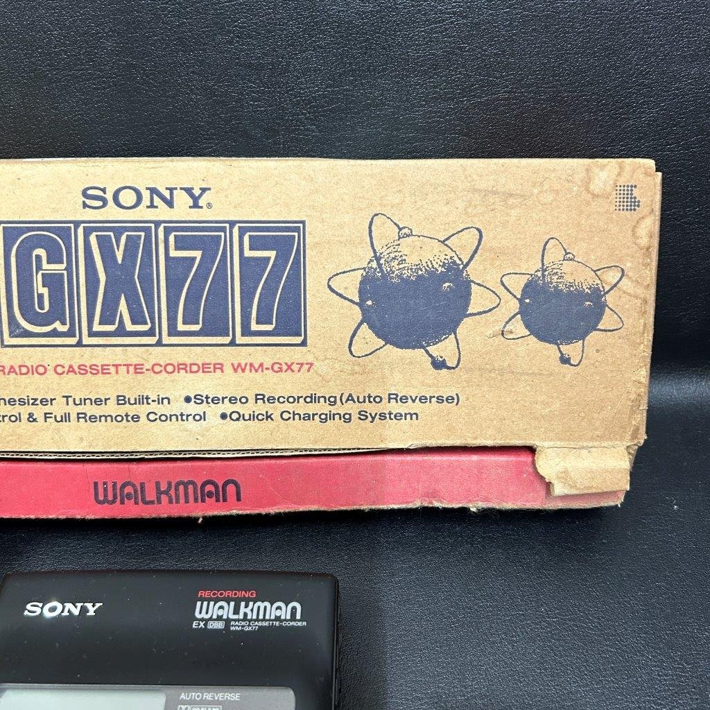 SONY ソニー WALKMAN ウォークマン 動作未確認 オーディオ機器 現状品 箱付き カセットウォークマン WM-2 カセットプレーヤー ジャンク 1円 ホルダー付属 1円から即決 シルバー