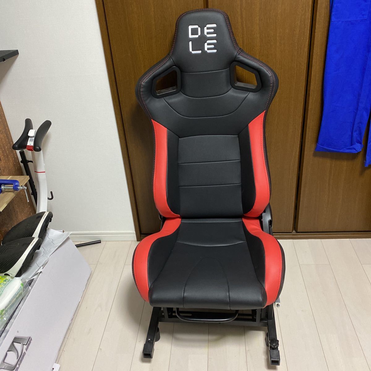DELE レーシングコクピット シート シミュレーター DELEシートを改造し
