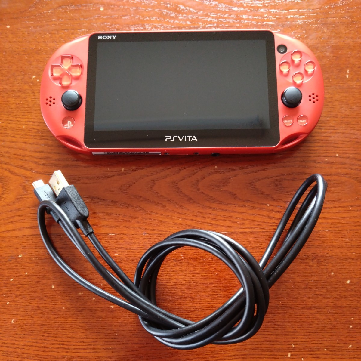 PSVita 本体 PCH-2000 メタリックレッド PlayStation Vita