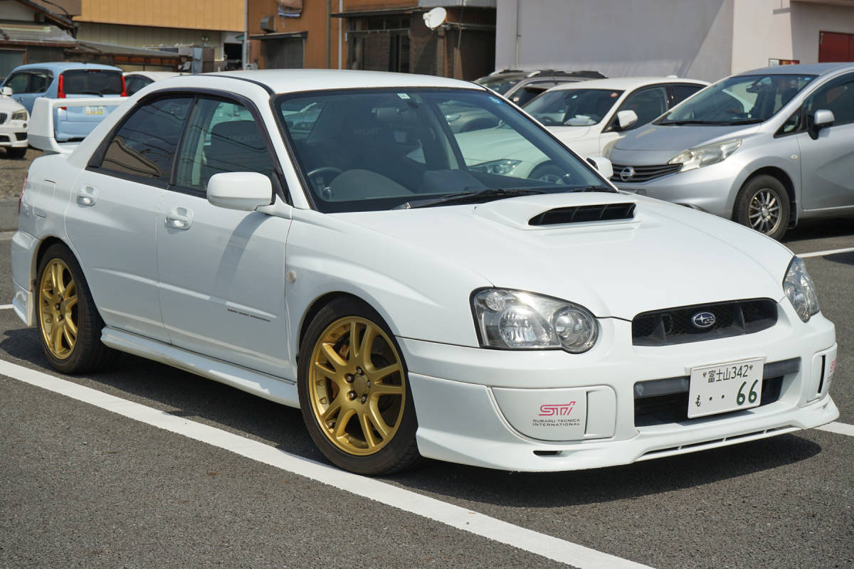 スバル インプレッサWRX STi マニュアルに載せ替えする方や部品が必要 