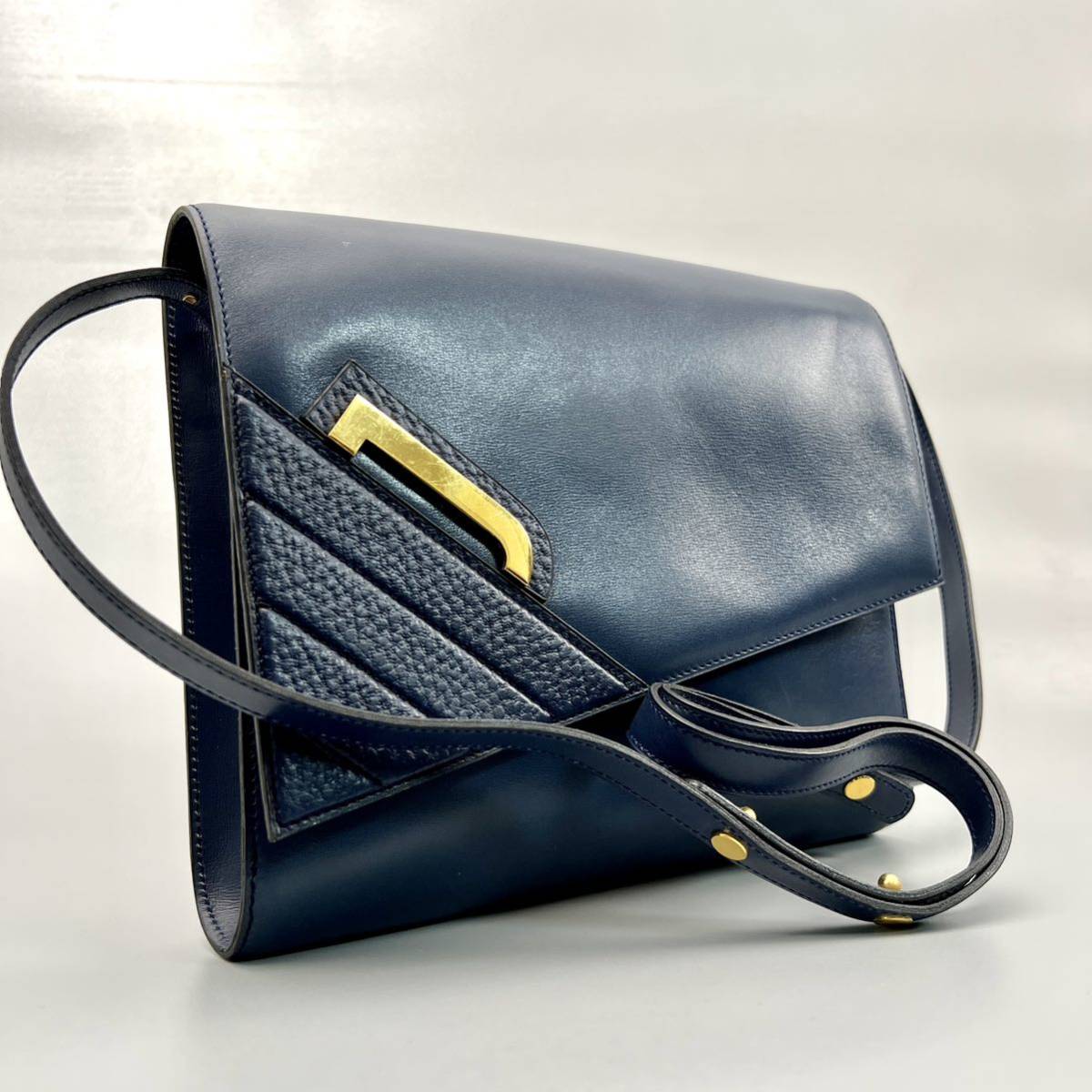 1円〜【最高級・美品】 DELVAUX デルヴォー ショルダーバッグ 金具 