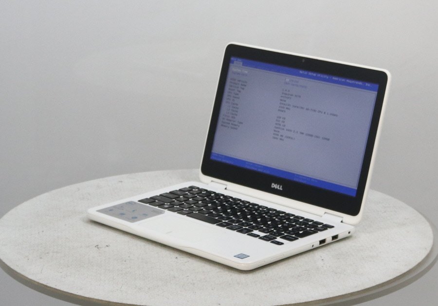 DELL Inspiron 3179 -　Core m3-7Y30 1.00GHz 4GB 128GB(SSD)■1週間保証