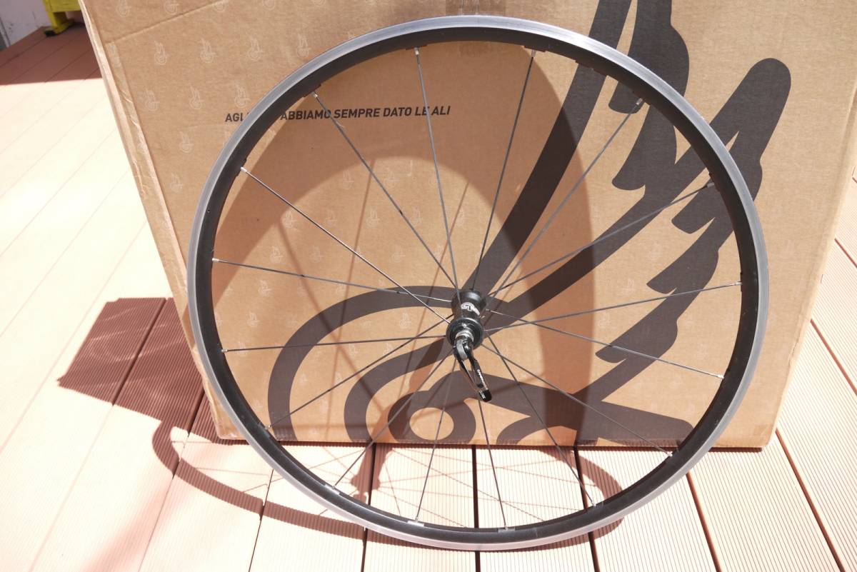 Campagnolo (カンパニョーロ) ZONDA (MEGA G3) C15 クリンチャー Campagnolo (カンパニョーロ) ZONDA (MEGA G3) C15 クリンチャー