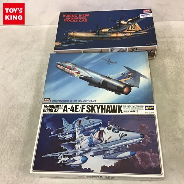 1円〜 アカデミー 1/72 ボーイングB-29A スーパーフォートレス ボックスカー、ハセガワ 1/32 A-4E/F スカイホーク他