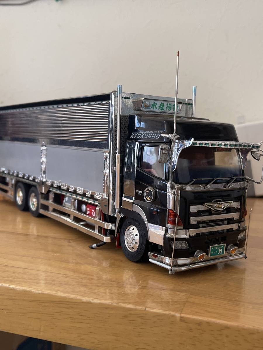 アオシマ 1/32日野 ヘビーフレイト グランドプロフィア 完成品 【公式