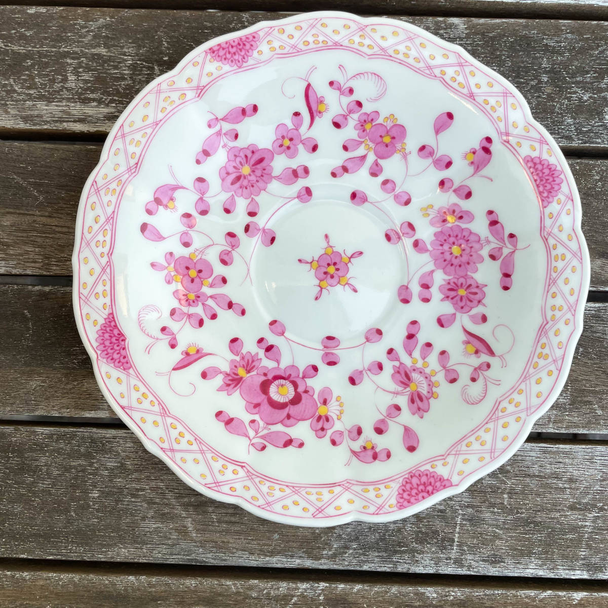 【マイセン】インドの華リッチピンク金彩透かしプレート18.5cm マイセン インドの華 リッチピンク カップ&ソーサ&ケーキプレート 1級品 1