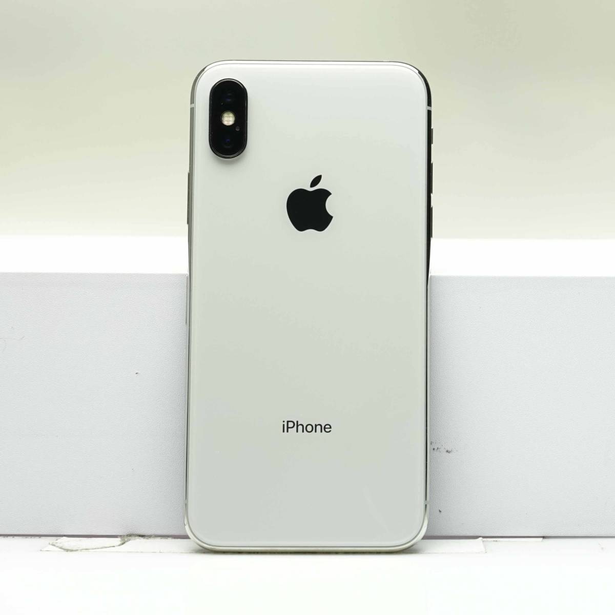 iPhone X 64GB シルバー MQAY2J/A SIMフリー 訳あり品 中古本体 白ロム