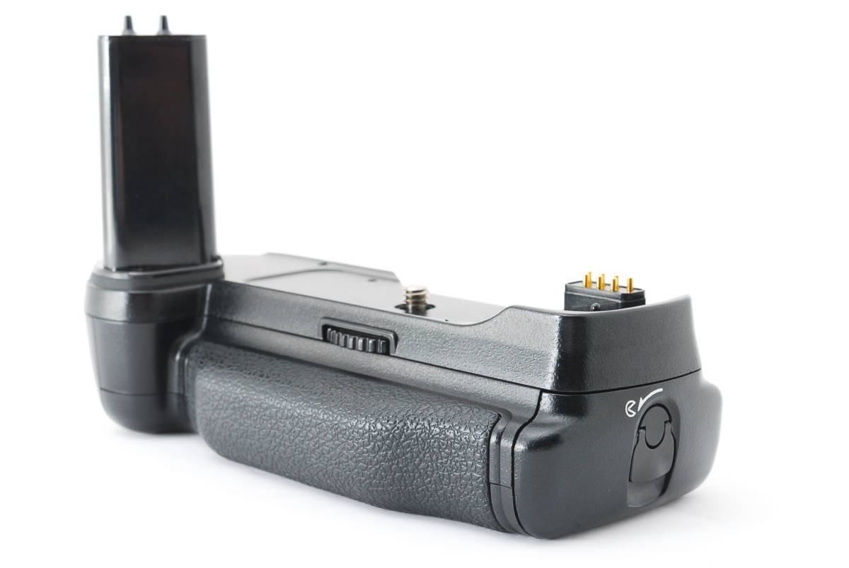 F100 Nikon ニコン 中古Nikon + セット ★☆☆美品☆ニコン　F100用バッテリーグリップ　Nikon MB-15☆★
