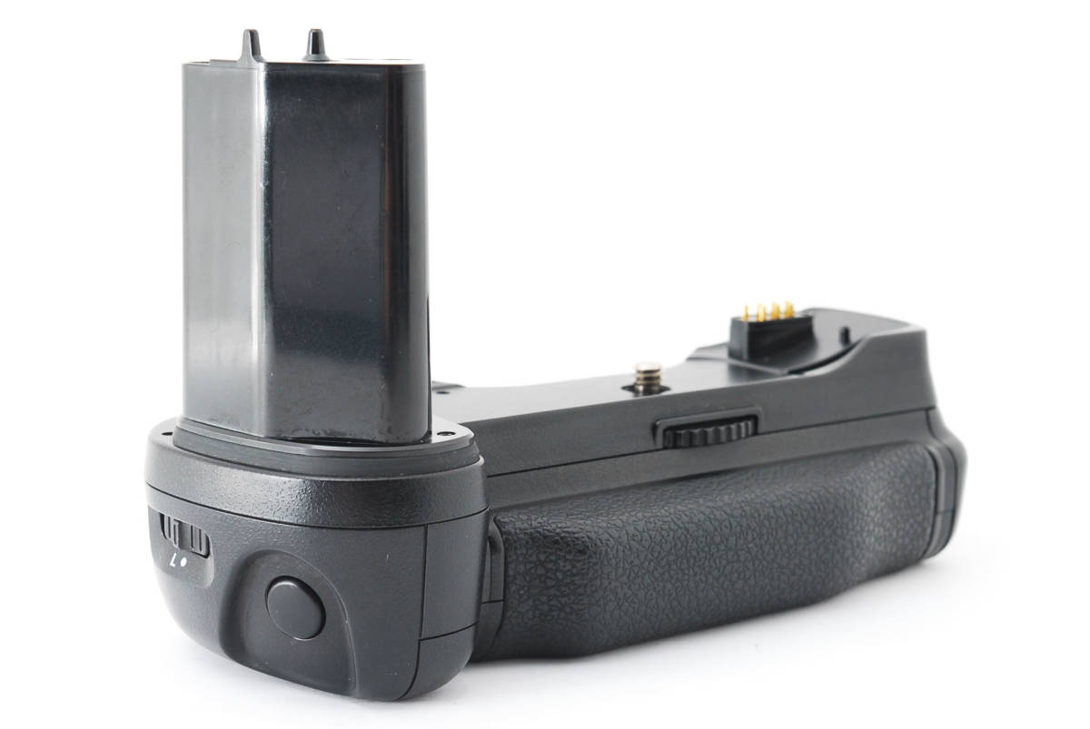 F100 Nikon ニコン 中古Nikon + セット ★☆☆美品☆ニコン　F100用バッテリーグリップ　Nikon MB-15☆★
