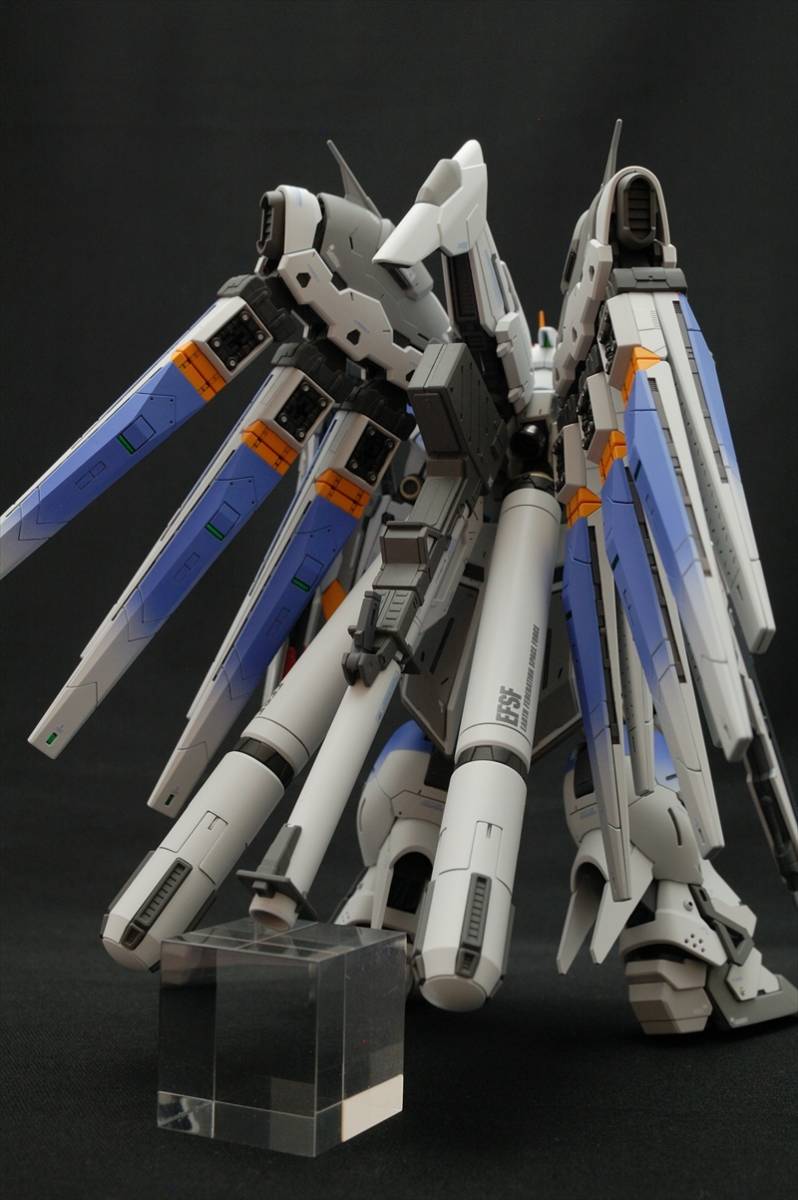 RG Hi-νガンダム 1⁄144 RX-93-V2 Hi-V RX- RG RX-93-