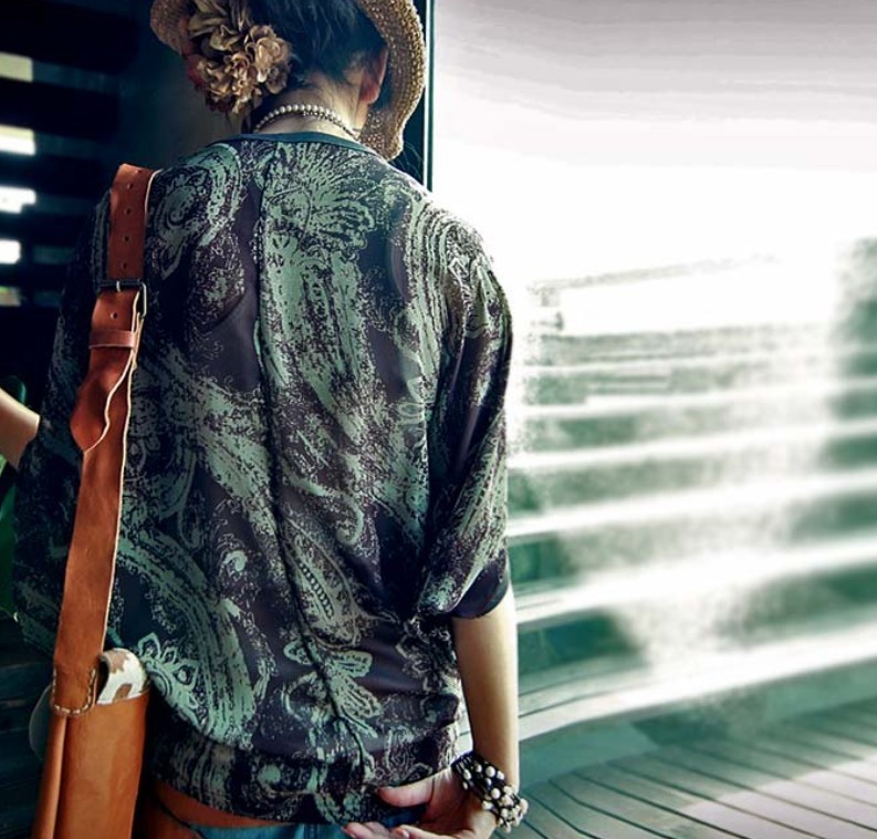 ■商品説明必読■アンティカ 公式完売品 異素材切り替えドルマントップス モダングレー antiqua