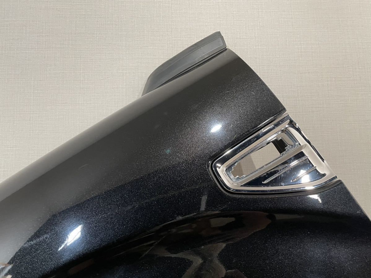 LA250S/LA260S キャスト アクティバ 純正 フロントフェンダー 左