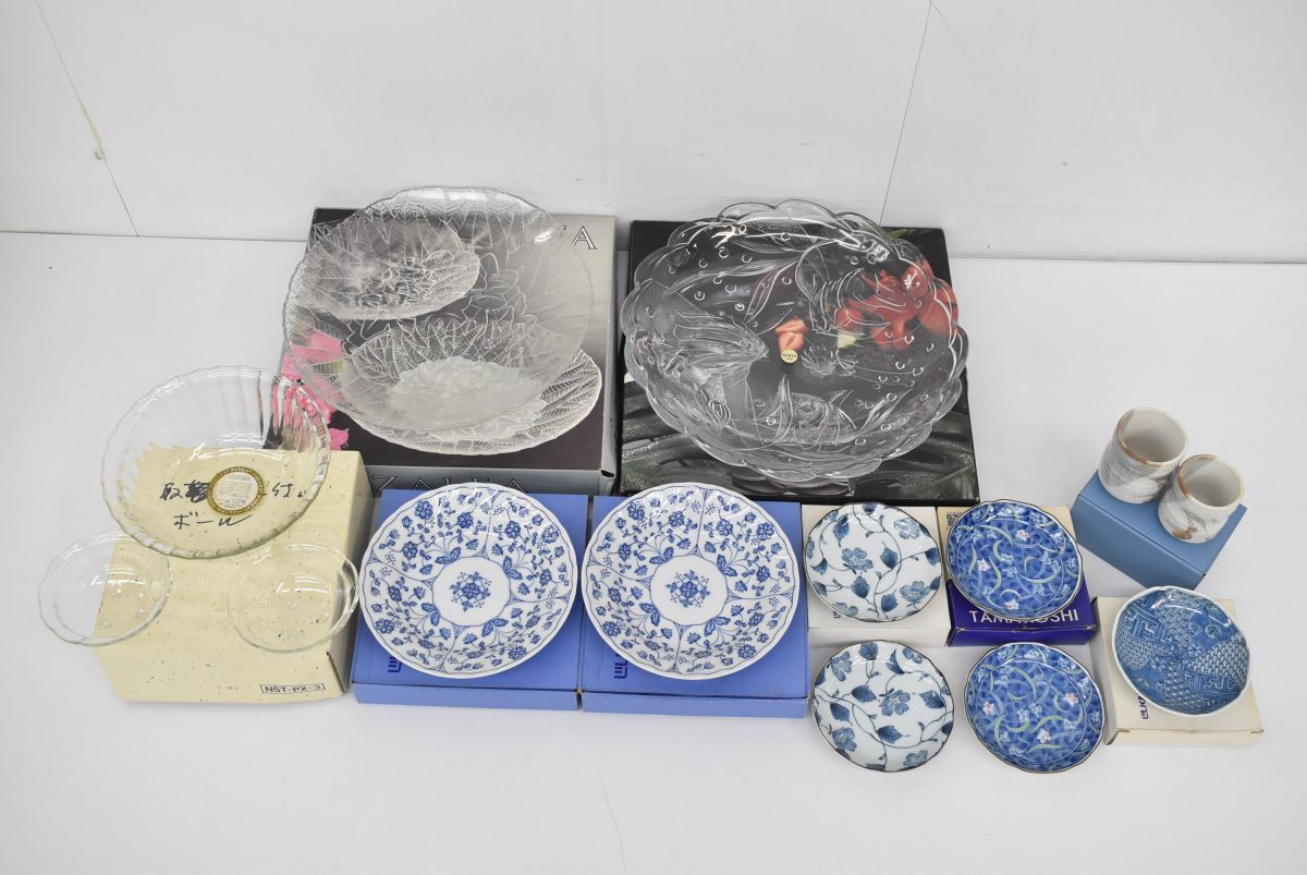 (450 0417T12) 1円～未使用 食器 9箱セット ボウル プレート 湯呑 鉢 皿 陶器製 ガラス製 まとめて