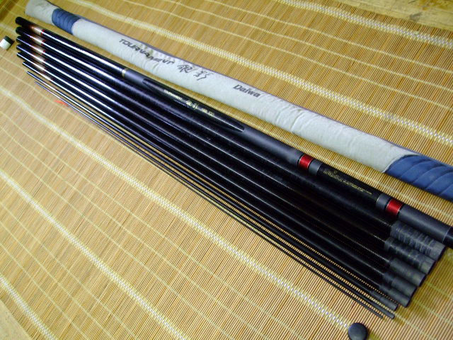 ダイワ 鮎 アモルファスウイスカー トーナメント 銀影 中硬硬 100