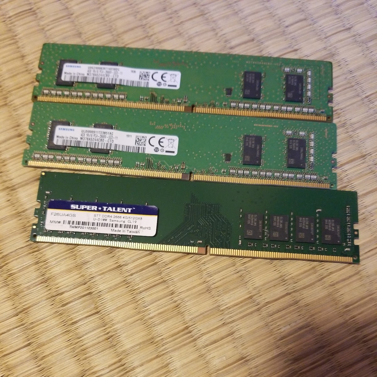 DDR4 メモリ 複数 抜き取り品 ジャンク扱い DDR4メモリ 4GB/8GB 6枚まとめ デスクトップ 動作未確認 ジャンク品
